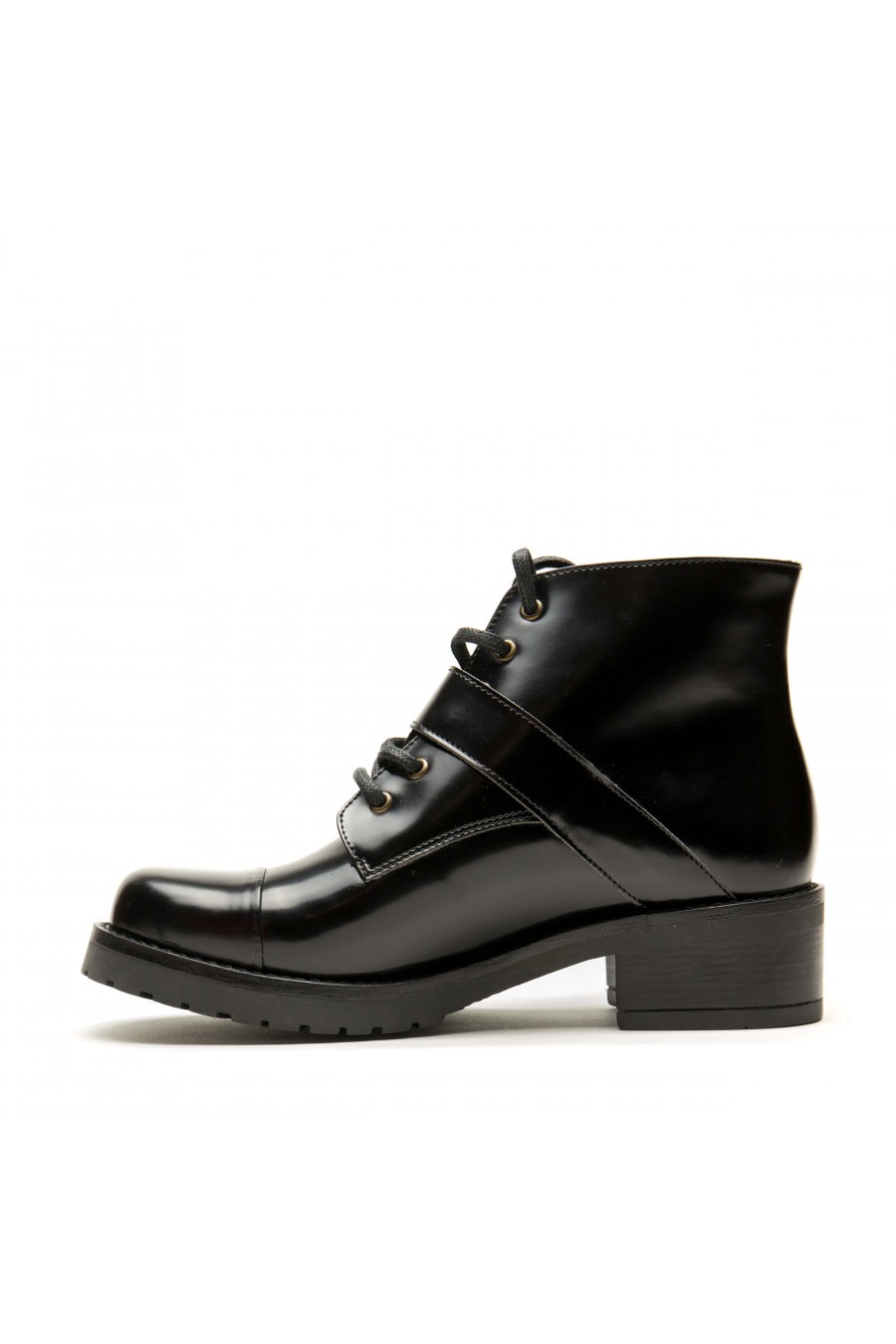 Luce_Black