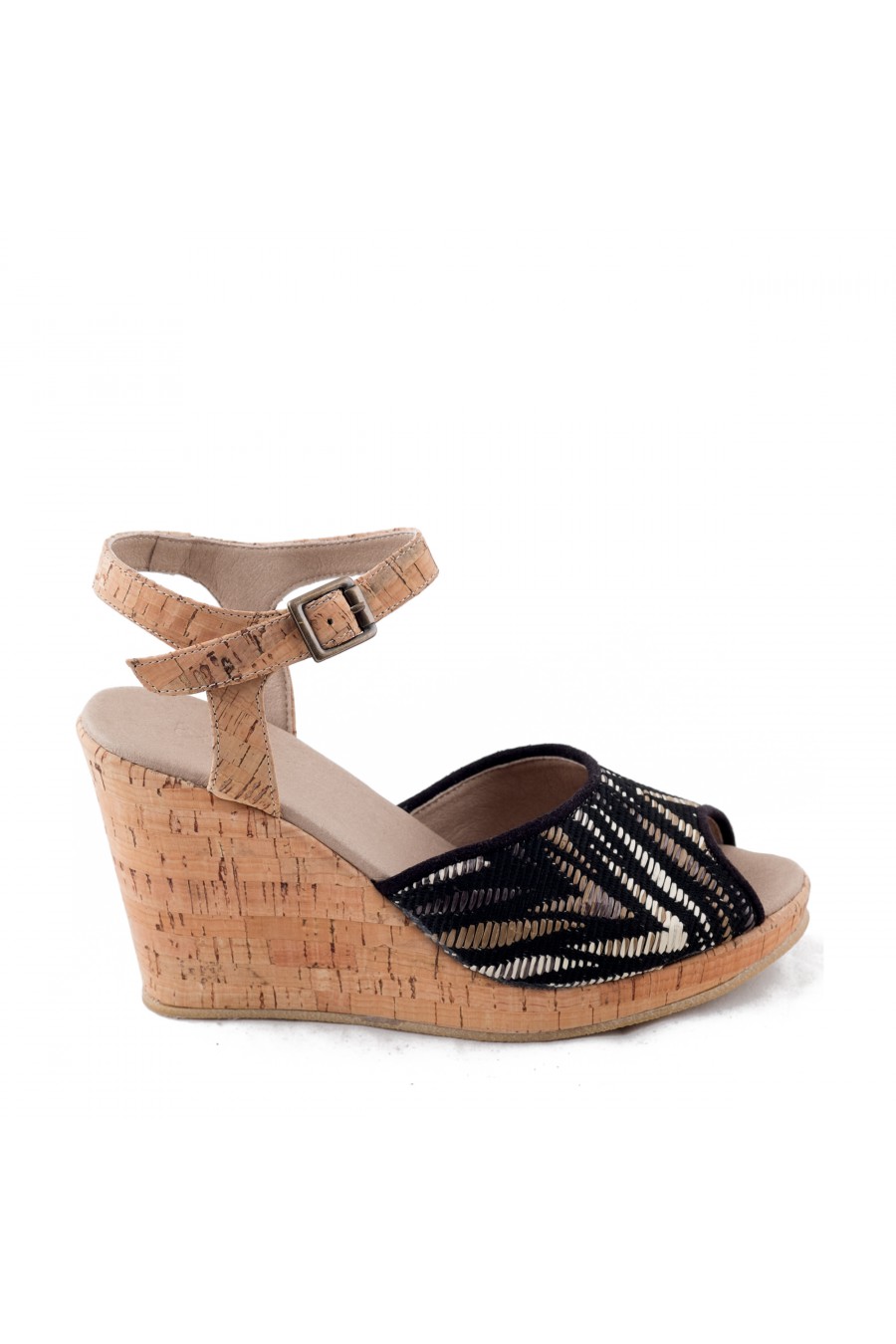 Maika_Cork Maika_Cork