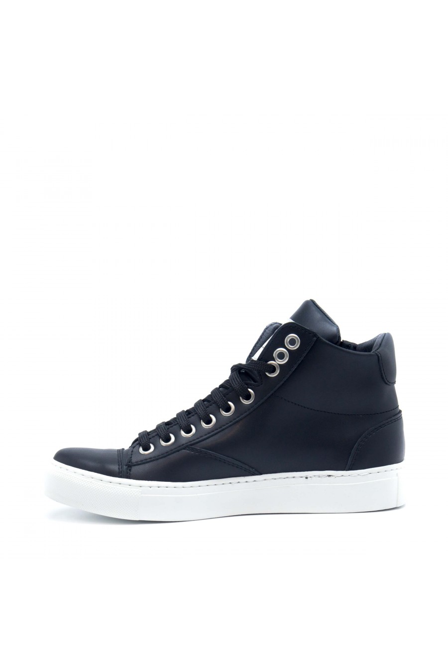 Milan_Black