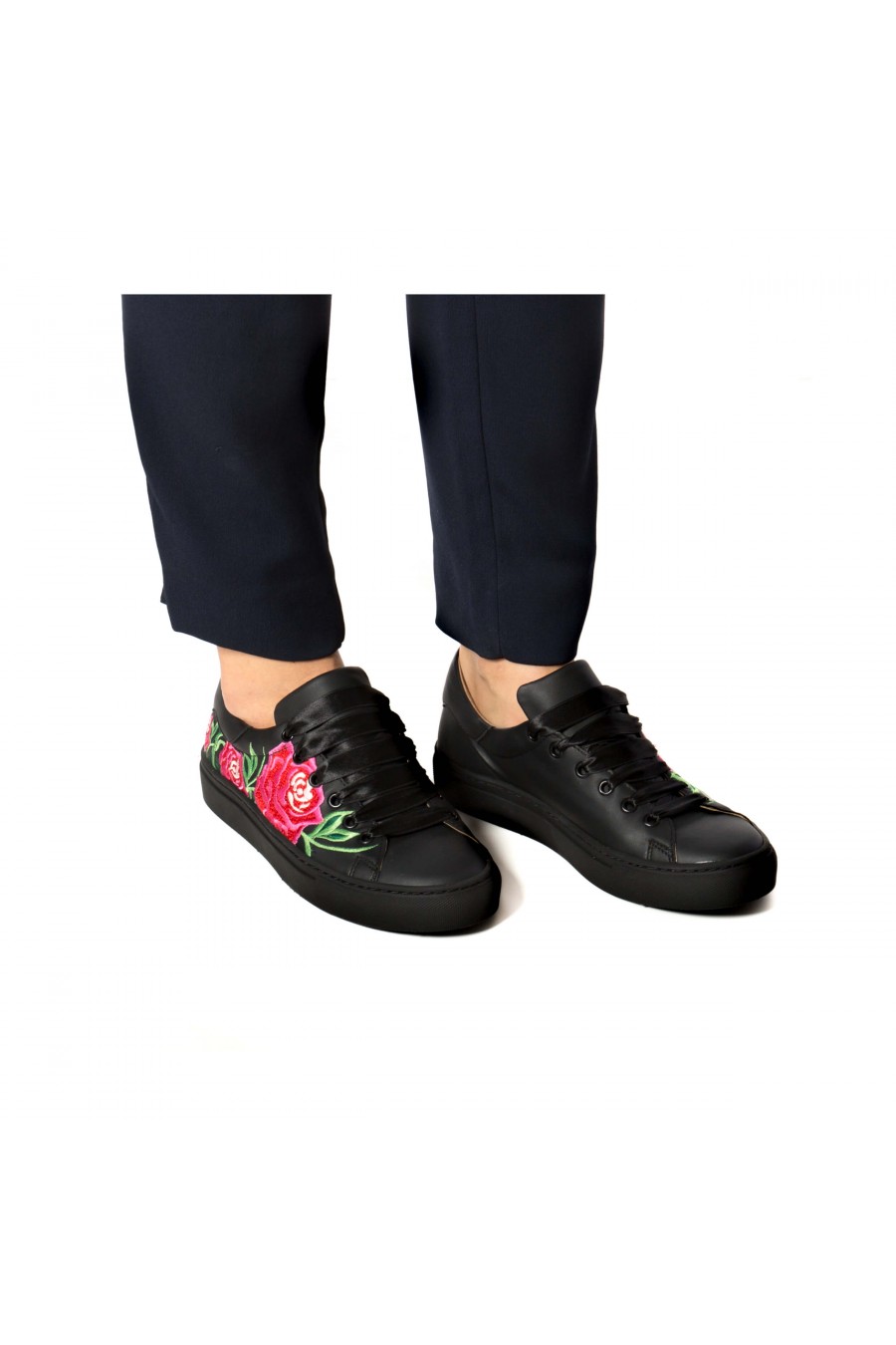 Rose_Black