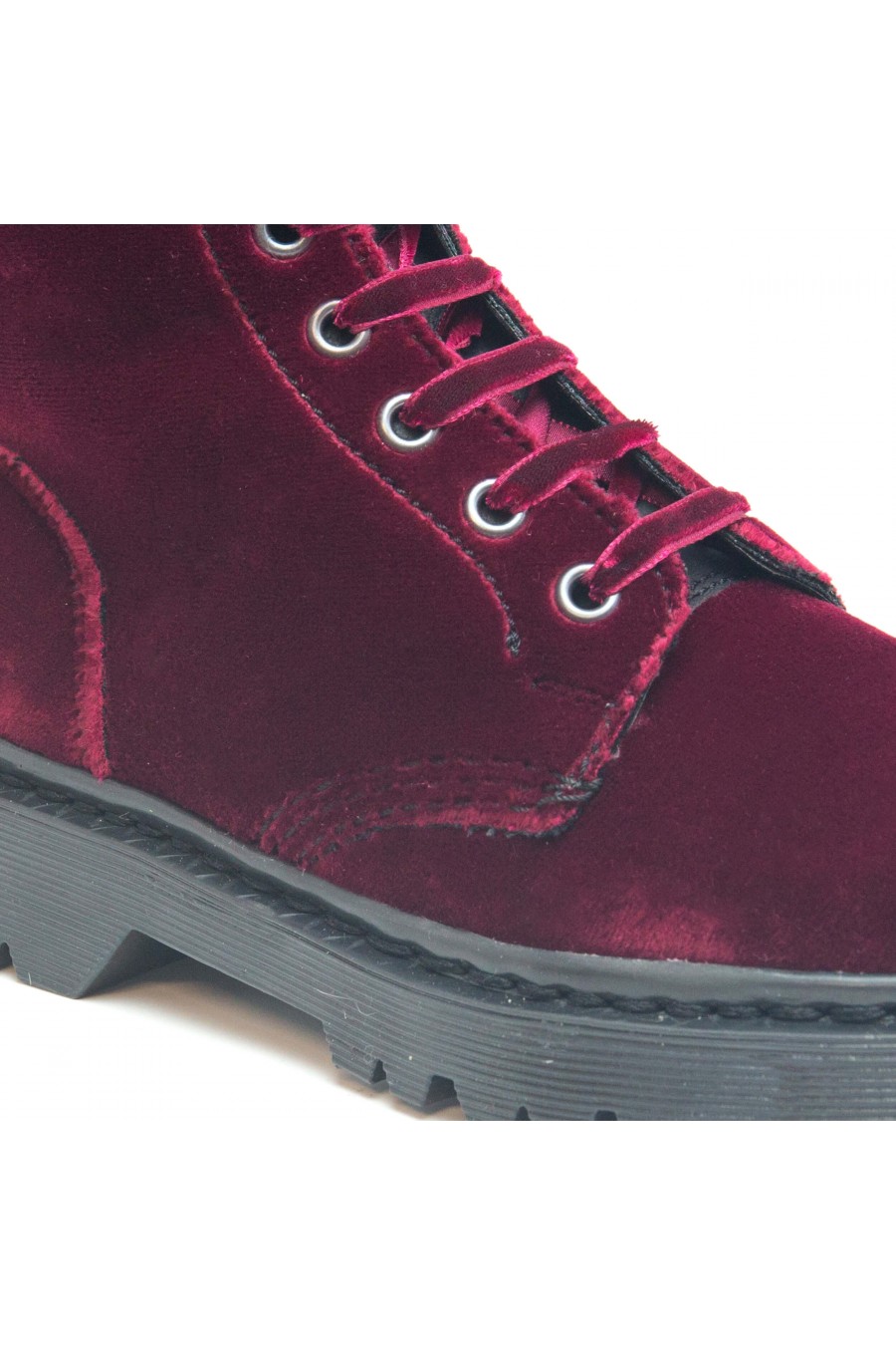 Velvet_Bordeaux